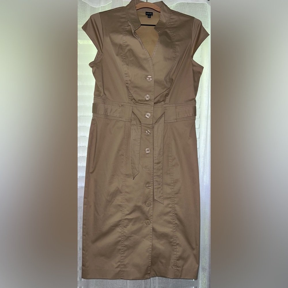 Business professional attire, Tan button up dress